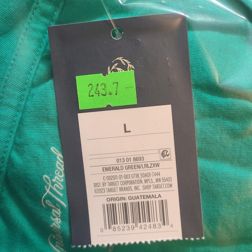 Women's Shrunken Short Sleeve V-Neck T-Shirt - Universal Thread Emerald Green L - Picture 5 of 5